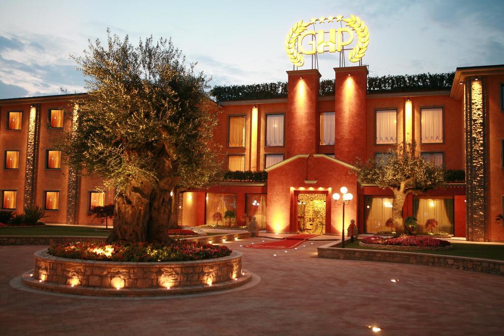 Grand Hotel Del Parco - Bergamo Airport Stezzano Exterior foto
